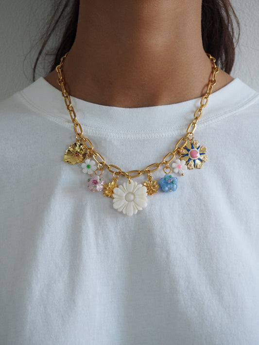 Farah Floral Necklace